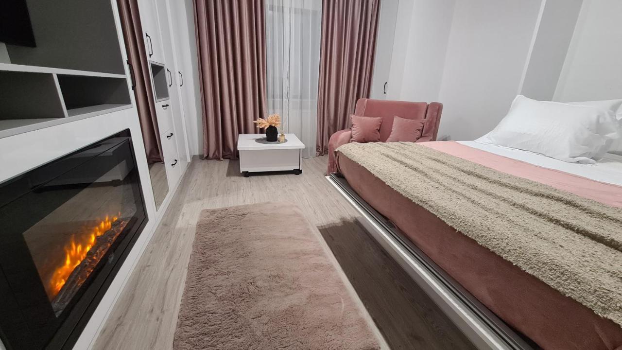 Cosy And Stylish Studio Bucharest Exterior photo